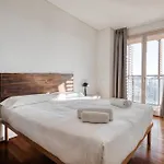 Giaxtower Palestra & Piscina Pure Living 5' Piano Lejlighed *